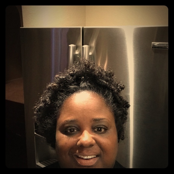 Meet your Posher, Janice - Picture 1 of 1